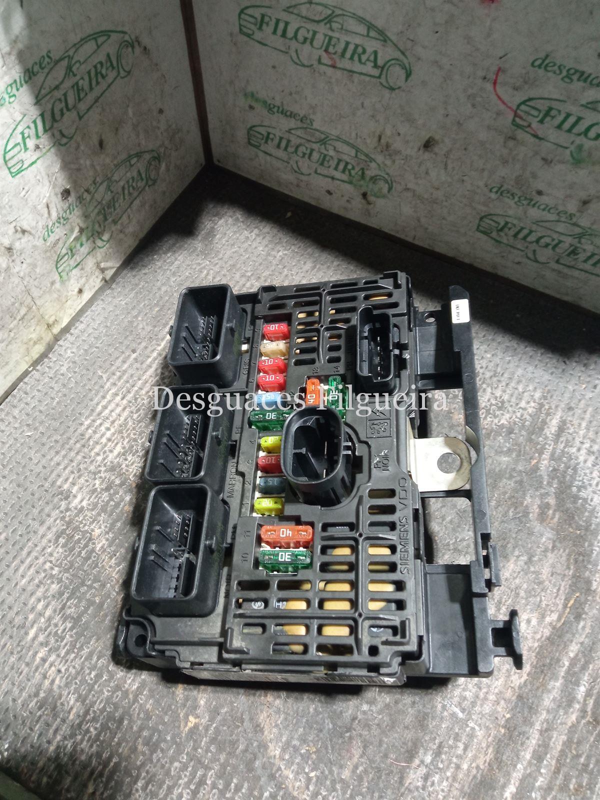 Caja fusibles y reles Peugeot 307 sw 1.6 HDi 9HZ - Imagen 1