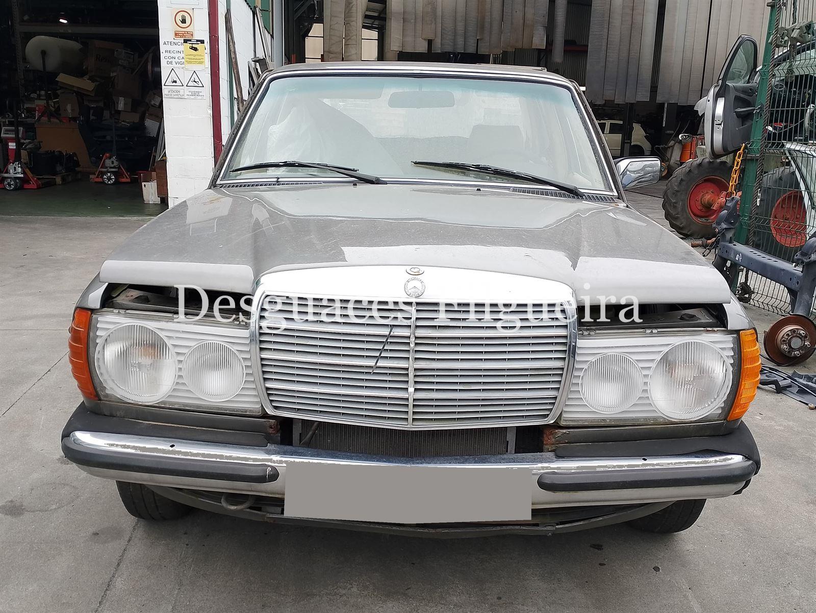 Despiece Mercedes 300D W123 - Imagen 1