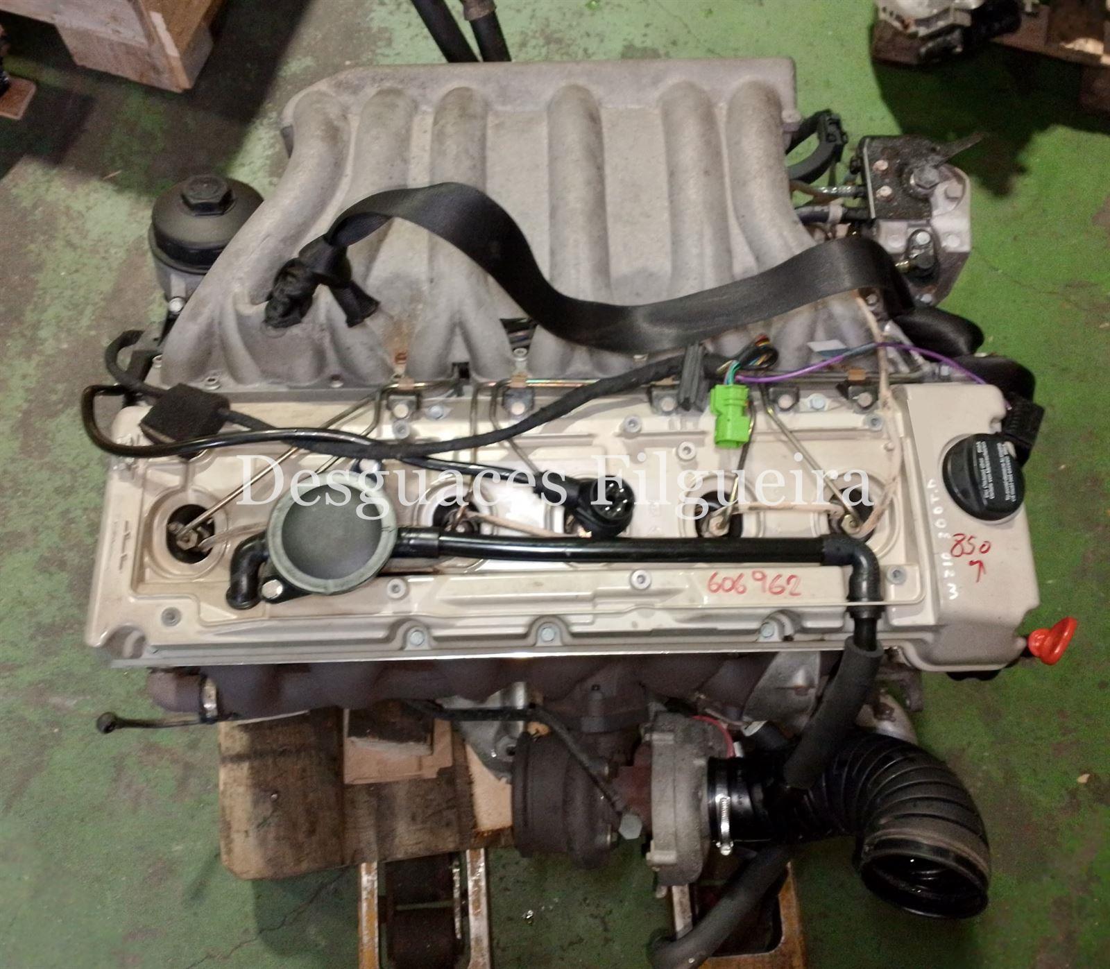 Motor completo Mercedes Benz Clase E 300 Turbo D automatico W 210 606962 - Imagen 1